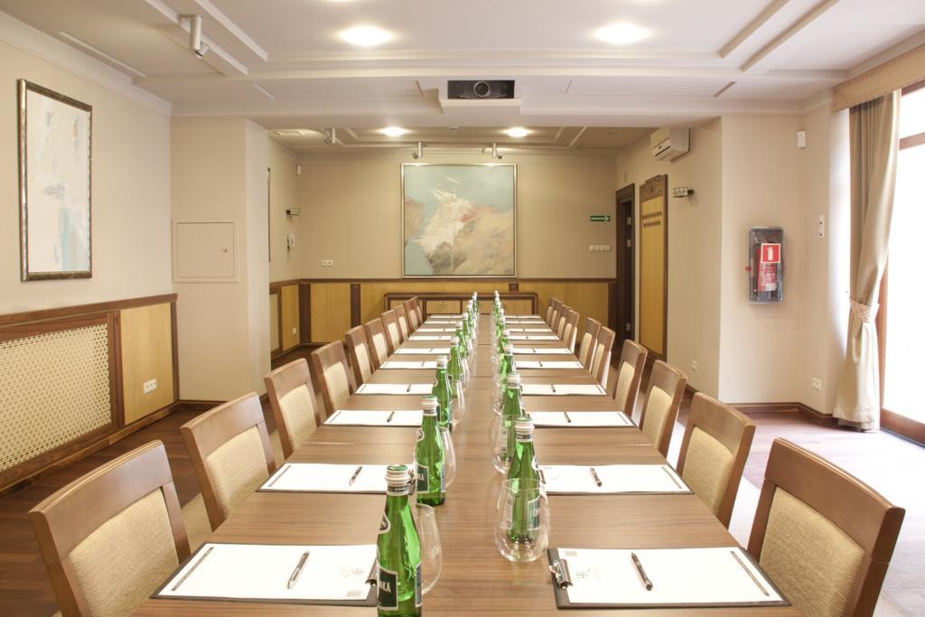 Hotel Royal Poznan Luaran gambar