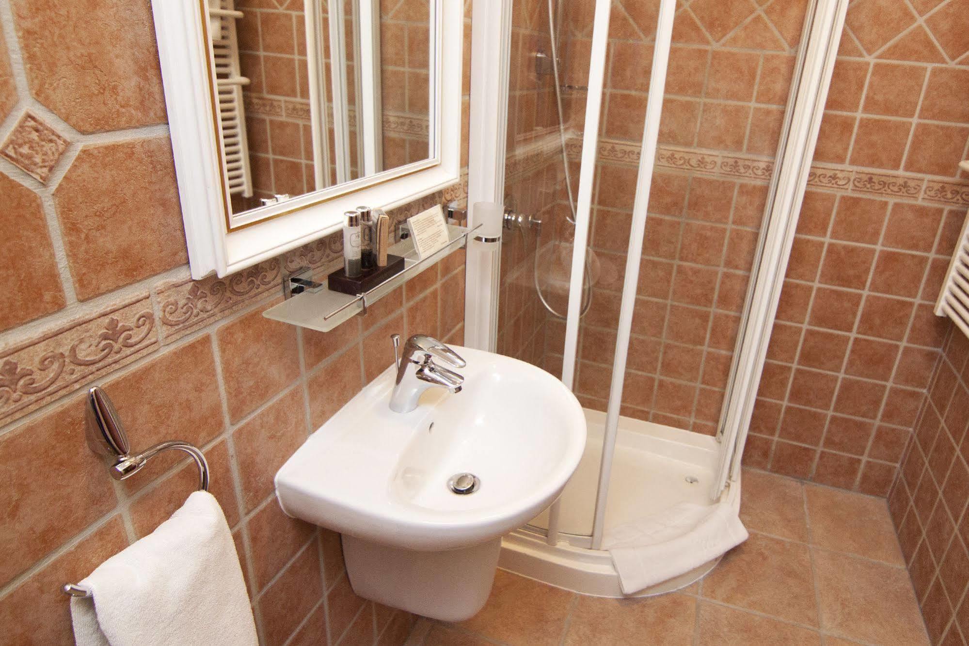 Hotel Royal Poznan Luaran gambar